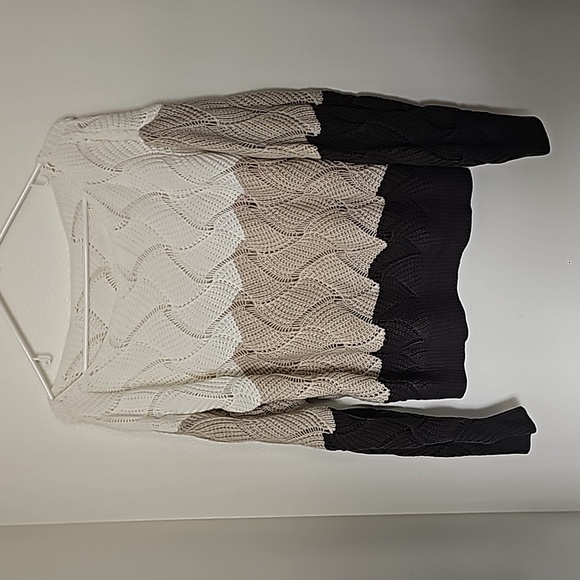 Sweater - Picture 2 of 2